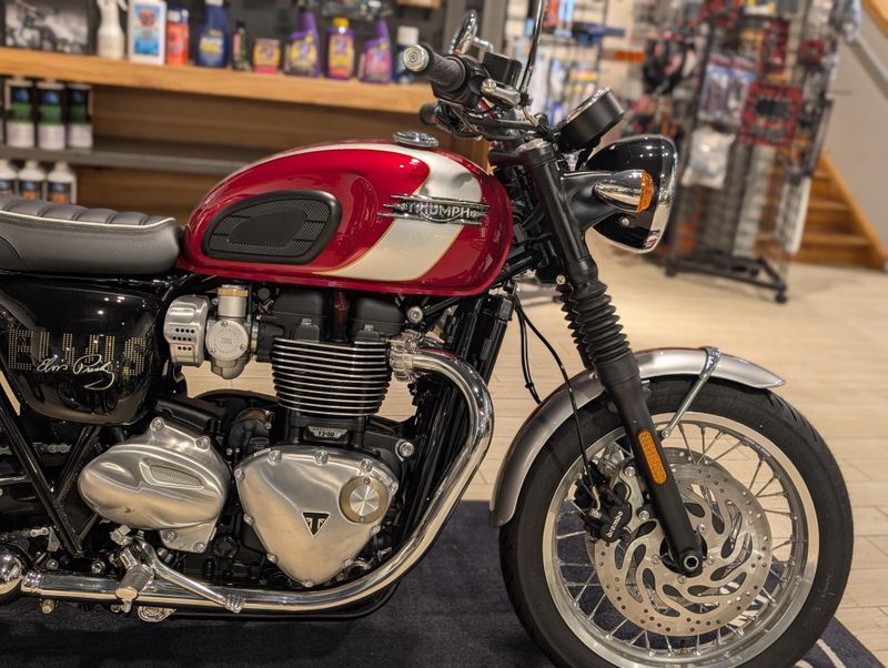 2025 Triumph Bonneville T120 Elvis Edition  in a ELVIS EDITION exterior color. Pitt Cycles (724) 779-1901 pixelmotiondemo.com 