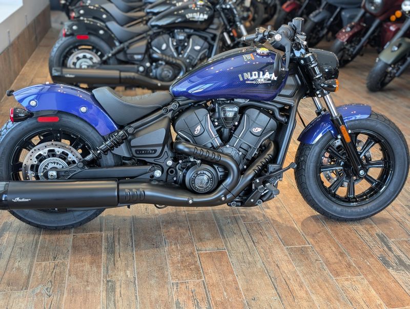 2025 Indian Motorcycle Scout BobberImage 1