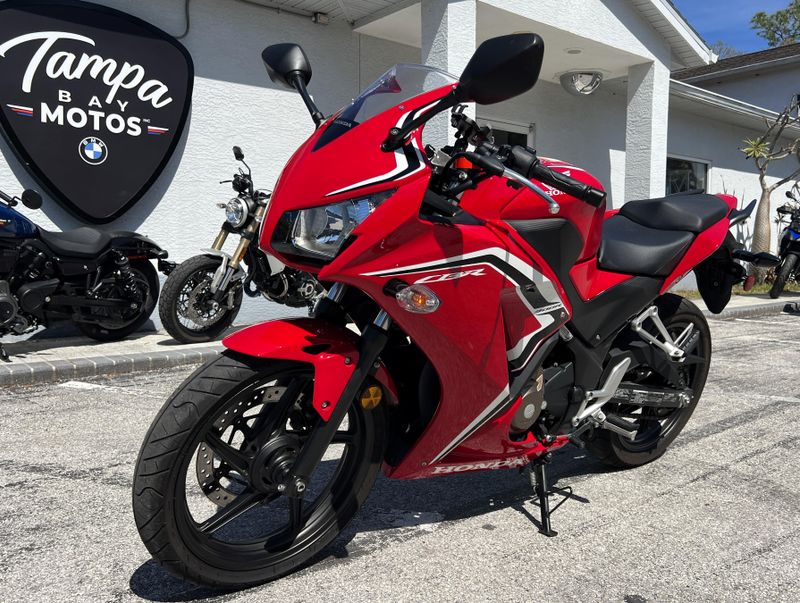 2021 Honda CBR300R