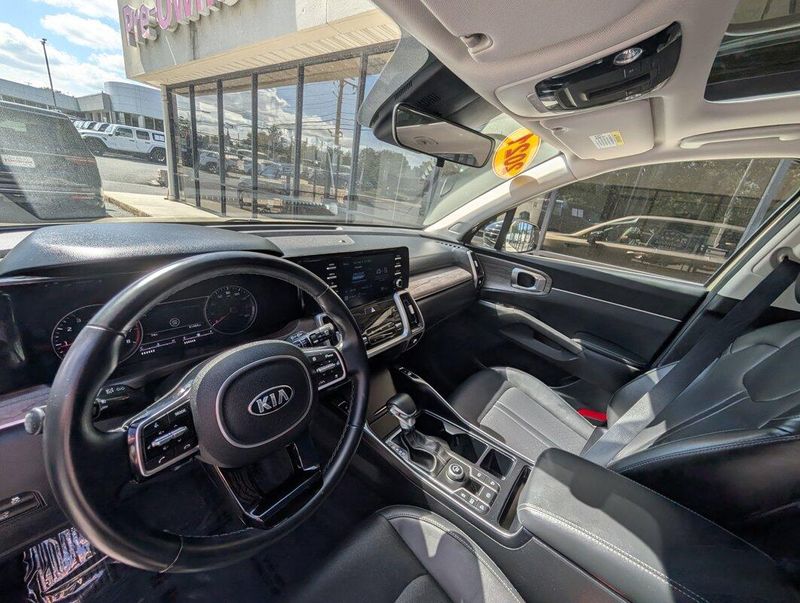 2021 Kia Sorento EX photo 9