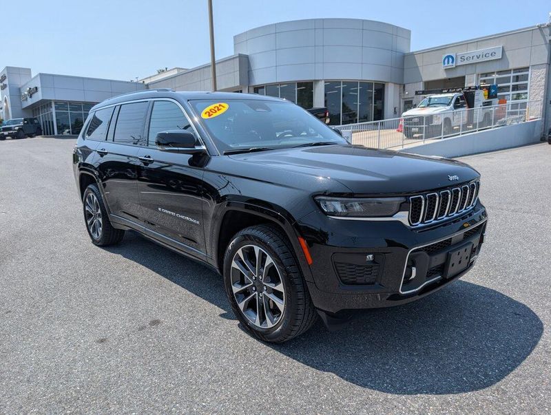 2021 Jeep Grand Cherokee Overland photo 35