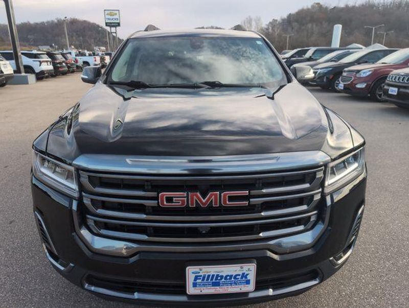 2023 Gmc Acadia AT4 photo 2
