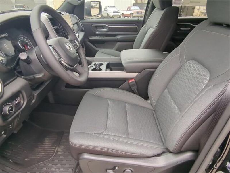 2025 RAM 1500 Big Horn Crew Cab 4x2 5