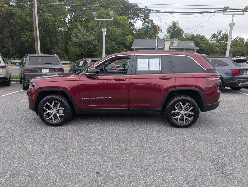2024 Jeep Grand Cherokee Limited photo 18