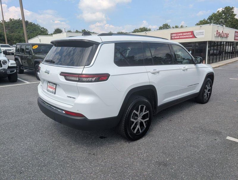 2024 Jeep Grand Cherokee Limited photo 29