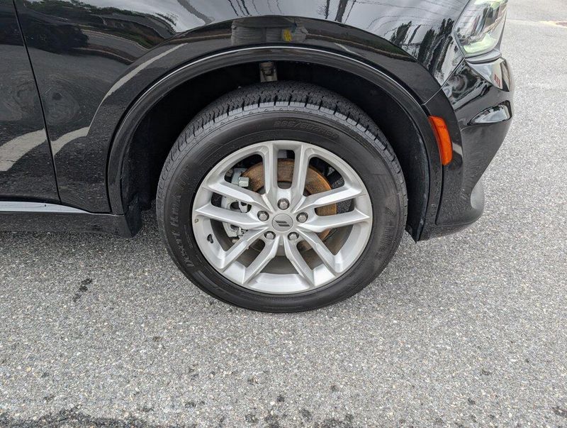 2022 Dodge Durango GT Plus photo 2