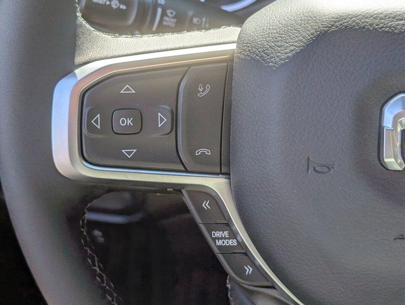 2025 Ram 1500 Big Horn photo 11