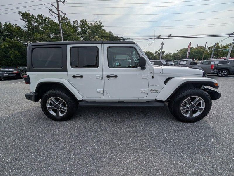 2020 Jeep Wrangler Unlimited Sahara photo 27
