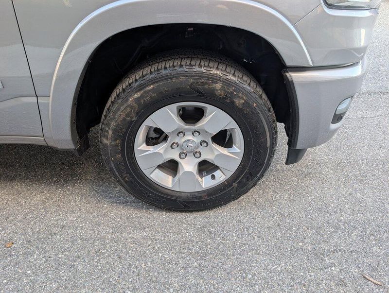 2025 Ram 1500 Big Horn photo 2