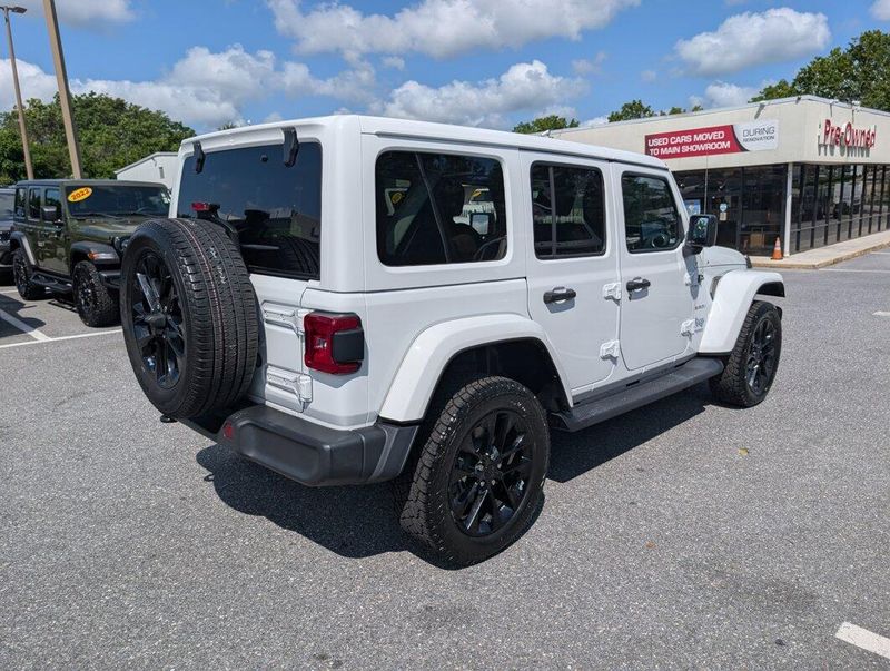 2021 Jeep Wrangler 4xe Unlimited Rubicon High Tide photo 24