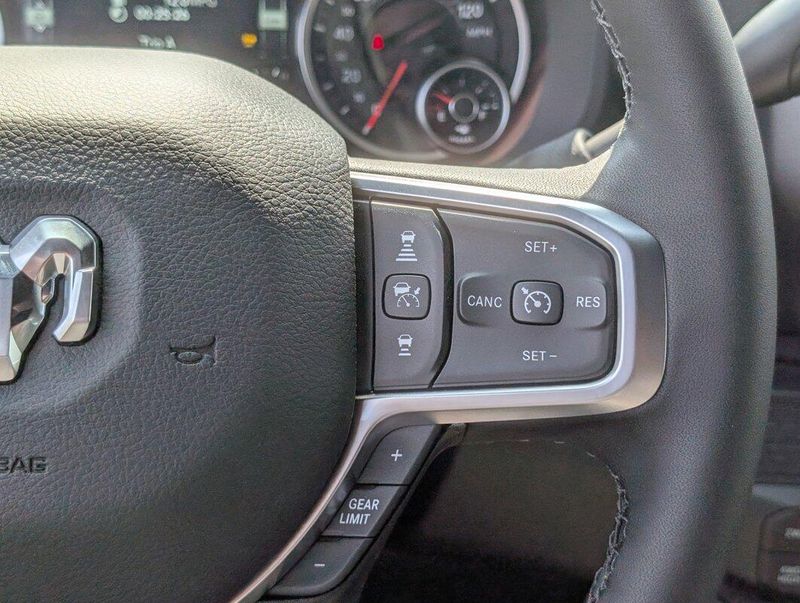 2026 Ram 2500 Big Horn photo 12