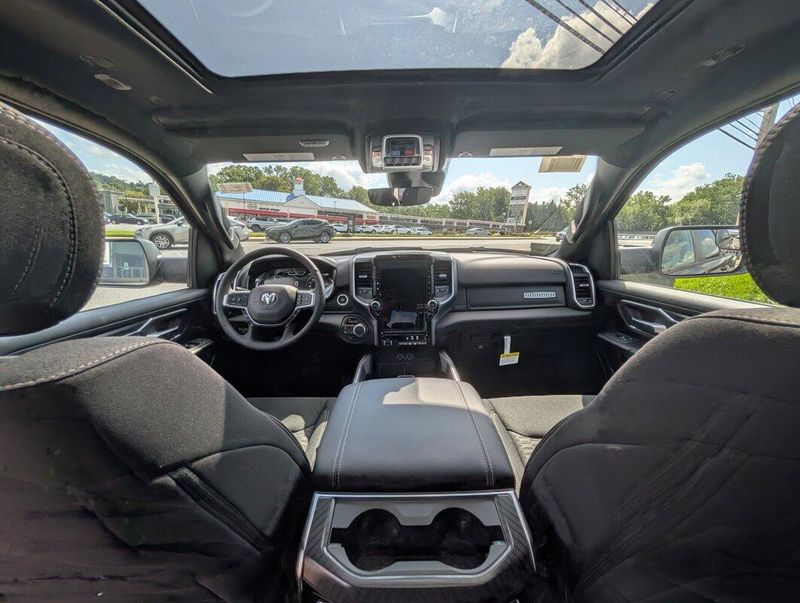 2026 Ram 1500 Big Horn photo 8