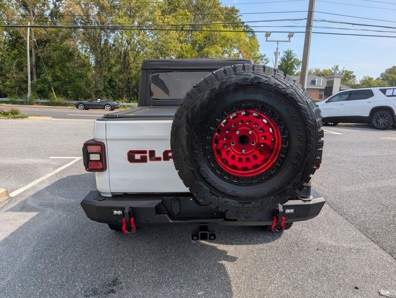 2021 Jeep Gladiator Willys photo 21