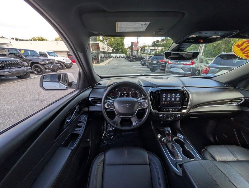 2022 Chevrolet Traverse RS photo 12