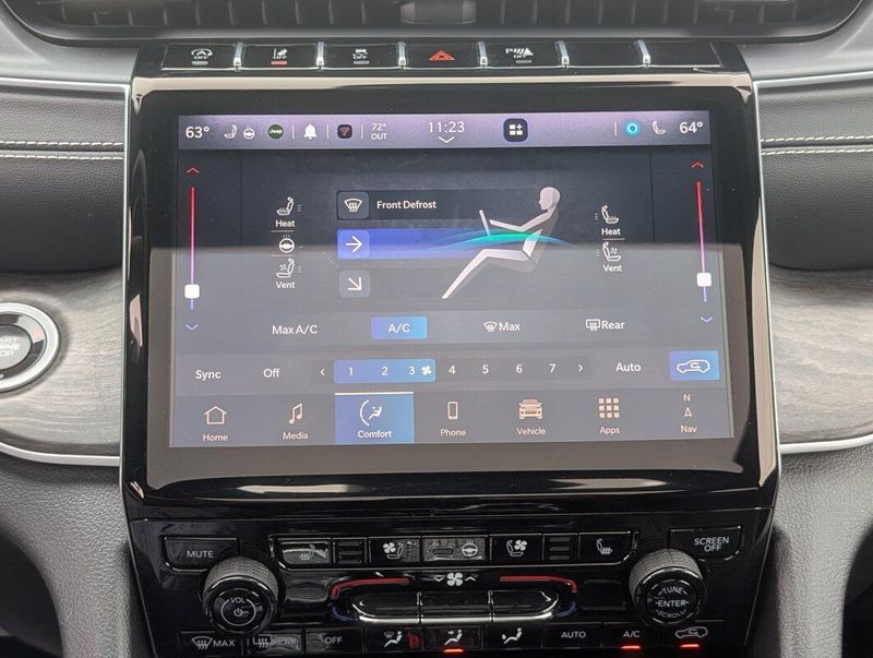 2024 Jeep Grand Cherokee Limited photo 14