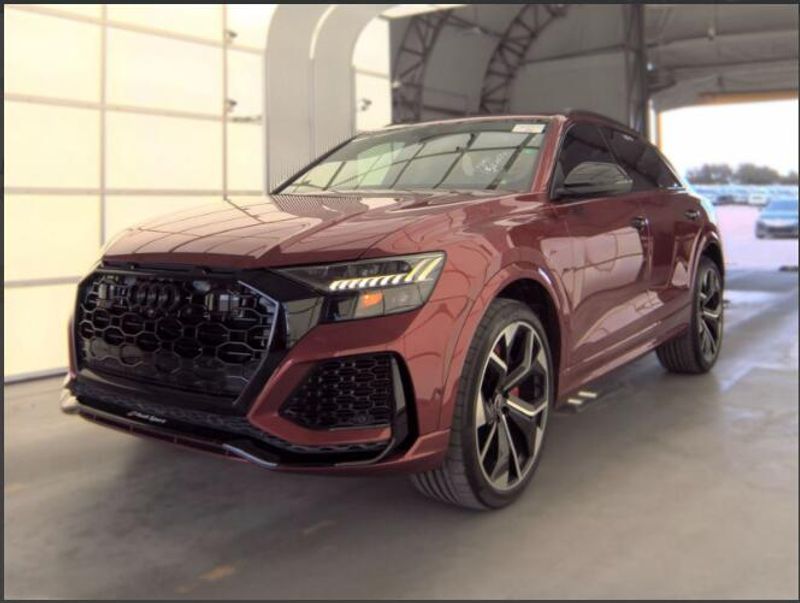 Used 2022 Audi RS Q8 4.0T