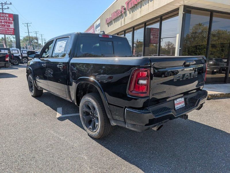 2025 Ram 1500 Big Horn photo 24
