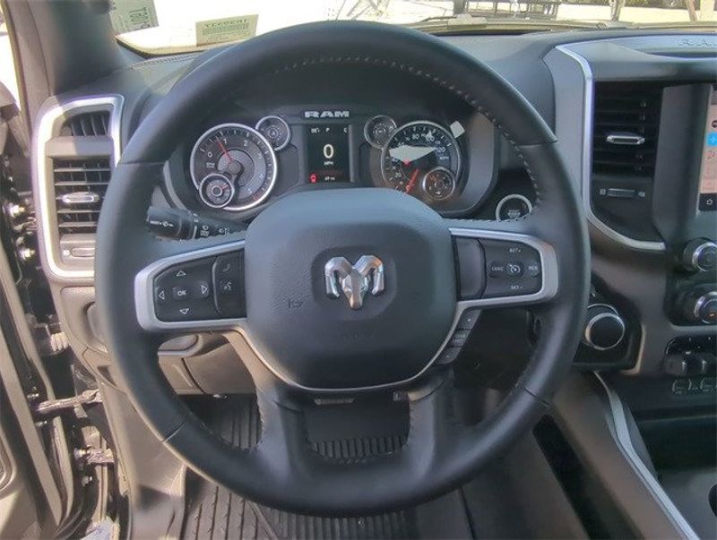 2023 RAM 1500 Big Horn Crew Cab 4x4 5