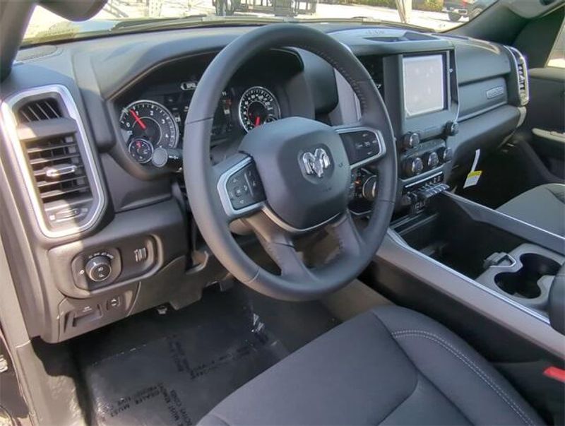 2023 RAM 1500 Big Horn Crew Cab 4x4 5