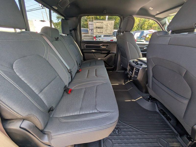 2025 Ram 1500 Big Horn photo 4