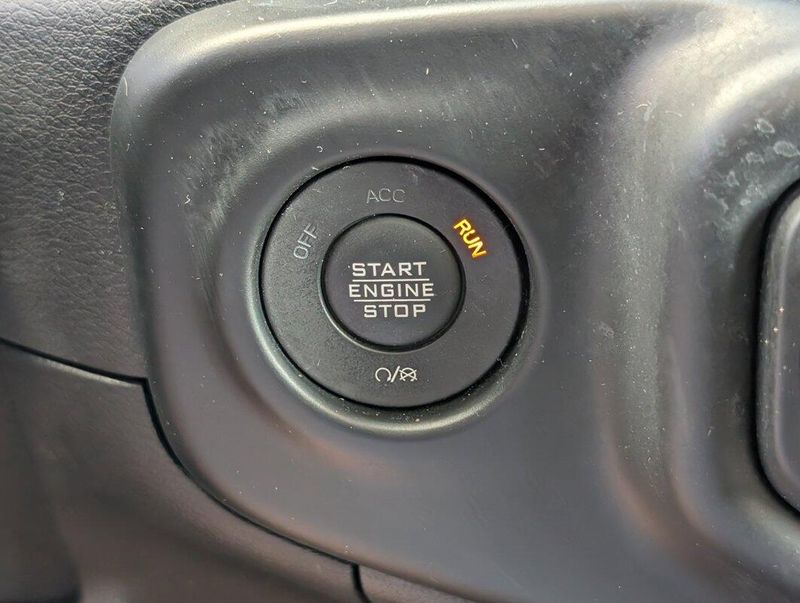2021 Jeep Wrangler 4xe Unlimited Rubicon High Tide photo 14