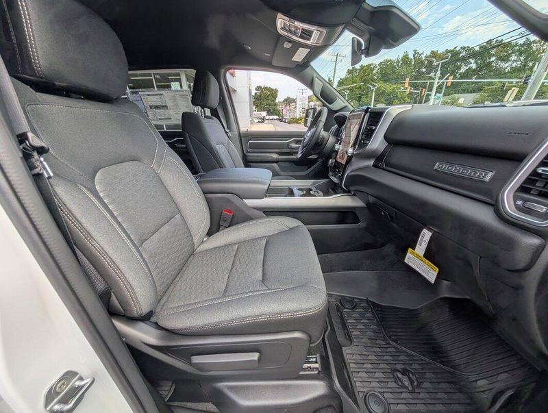2025 Ram 1500 Big Horn photo 3