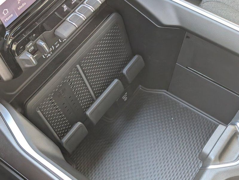 2025 Ram 1500 Big Horn photo 16