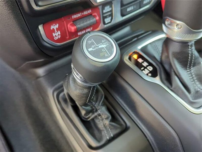2024 Jeep Wrangler 4-door Rubicon 4xeImage 21
