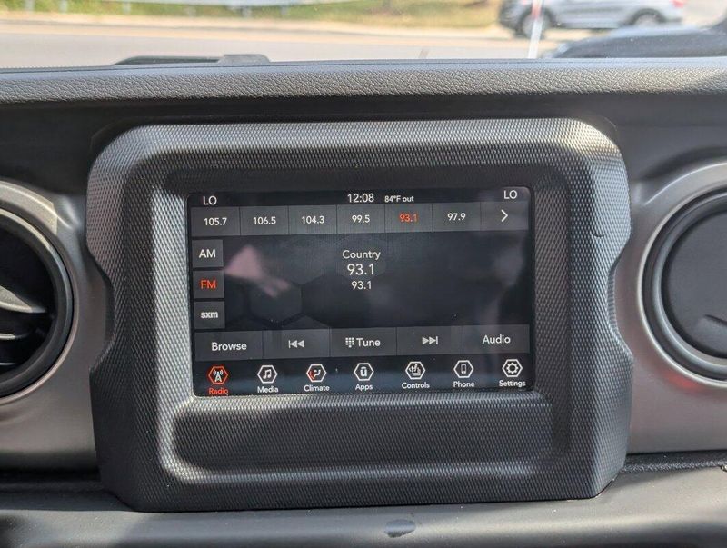 2021 Jeep Gladiator Willys photo 14