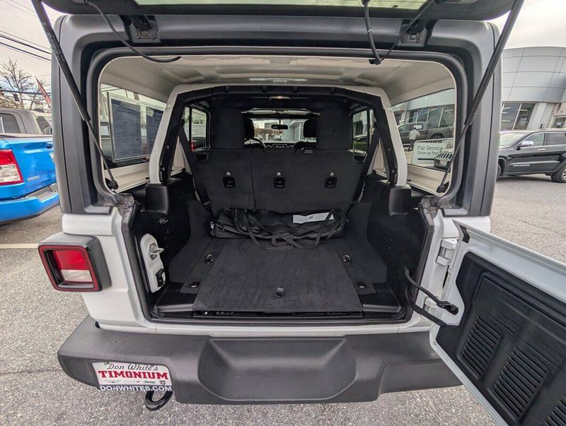 2021 Jeep Wrangler Unlimited Sport photo 4
