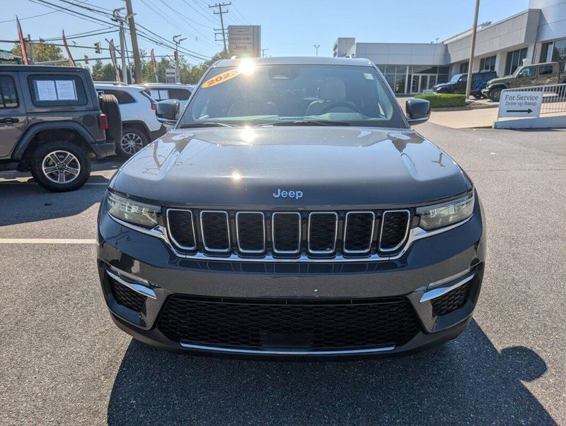 2023 Jeep Cherokee 4xe photo 31