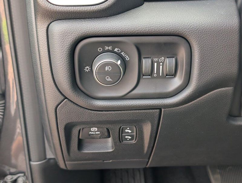 2026 Ram 1500 Big Horn photo 13