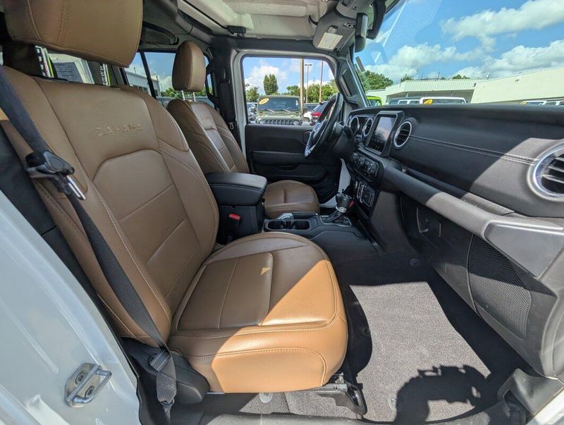 2021 Jeep Wrangler 4xe Unlimited Rubicon High Tide photo 3