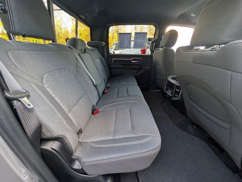 2025 Ram 1500 Big Horn photo 4