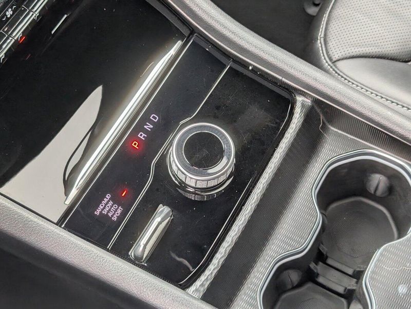 2024 Jeep Grand Cherokee Limited photo 11
