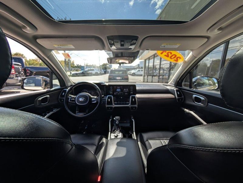 2021 Kia Sorento EX photo 10