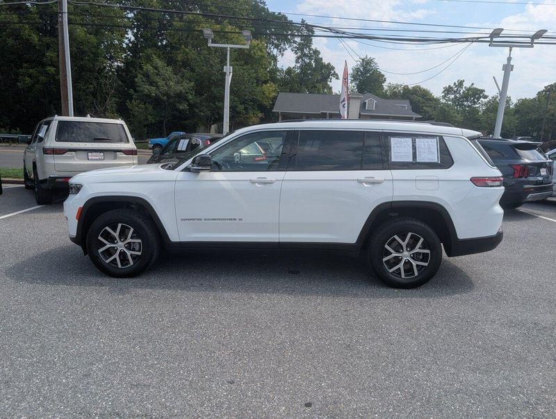 2024 Jeep Grand Cherokee Limited photo 26