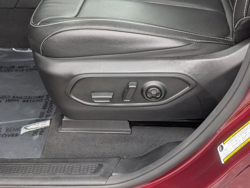 2024 Jeep Grand Cherokee Limited photo 6