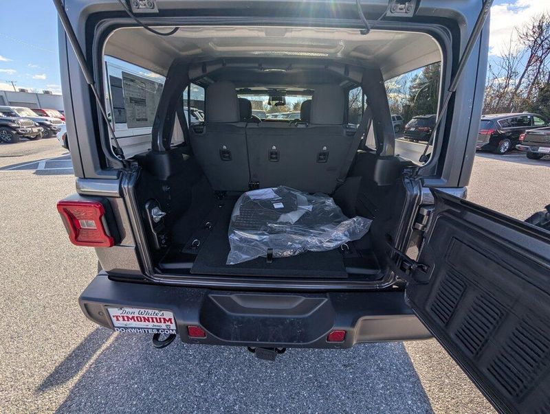 2026 Jeep Wrangler Willys photo 4