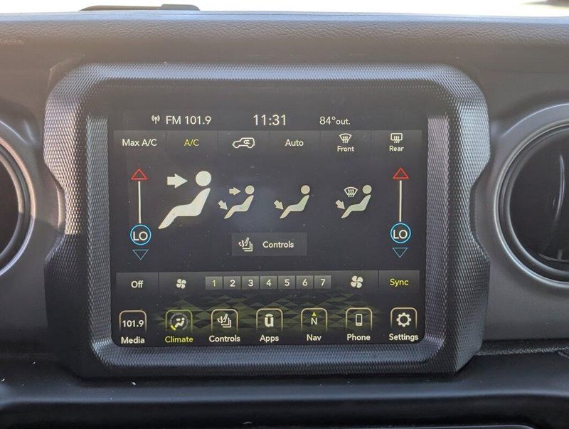 2022 Jeep Wrangler Unlimited Sport S photo 17