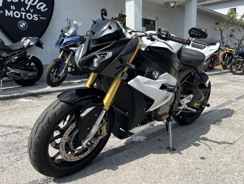 2016 BMW S 1000 R 
