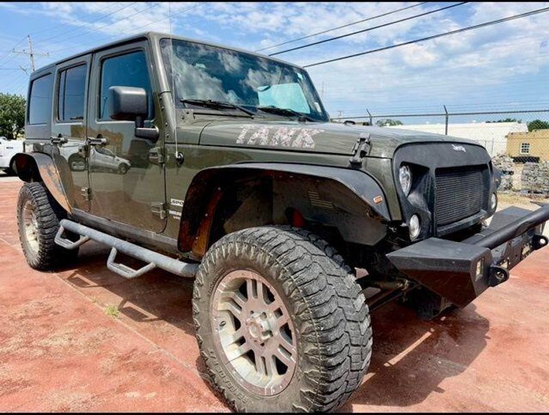Used 2015 Jeep Wrangler Unlimited SportImage 3