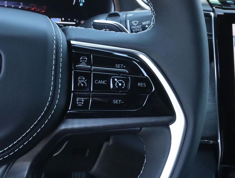 New 2023 Jeep Grand Cherokee Overland 4xe
