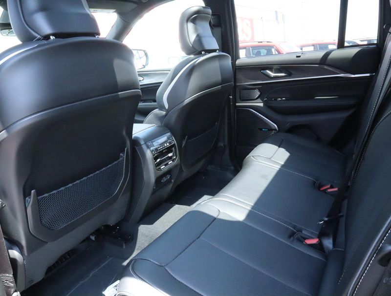 New 2023 Jeep Grand Cherokee Overland 4xe