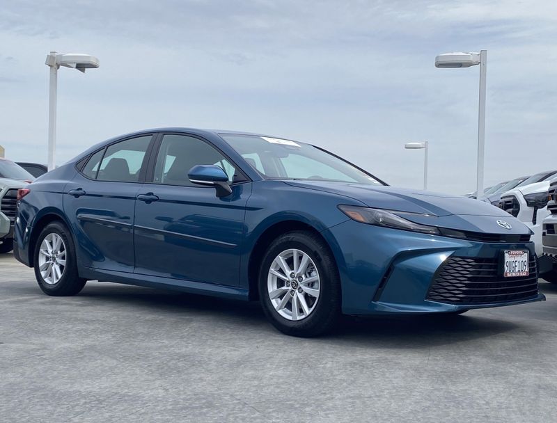 Used 2025 Toyota Camry LEImage 2