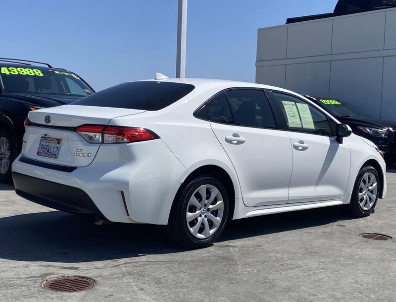 Used 2023 Toyota Corolla LEImage 3