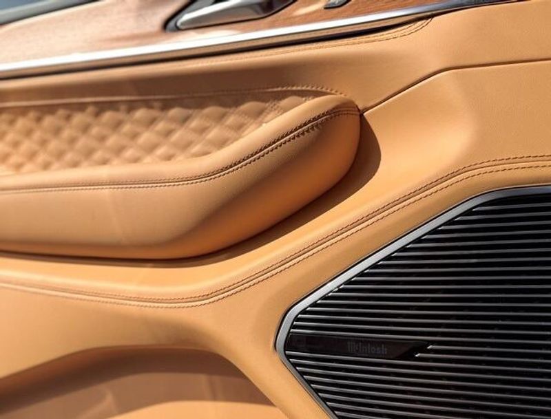 New 2025 Jeep Grand Cherokee Summit Reserve 4x4Image 21