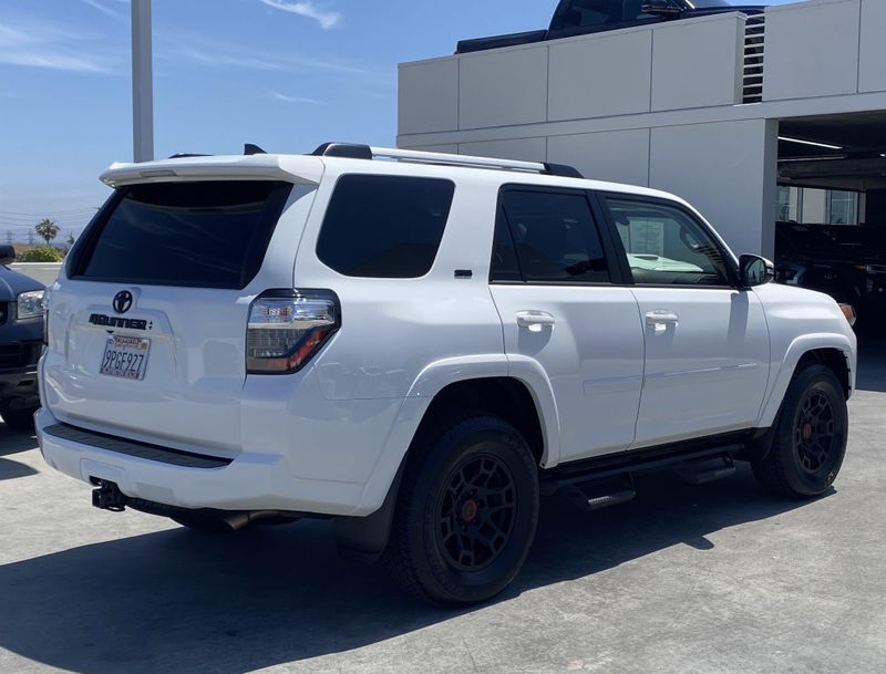 2024 Toyota 4Runner SR5 PremiumImage 4