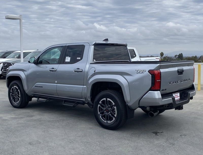 2024 Toyota Tacoma TRD SportImage 5