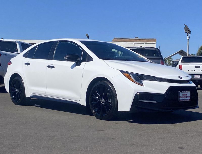 Used 2022 Toyota Corolla SE NightshadeImage 2
